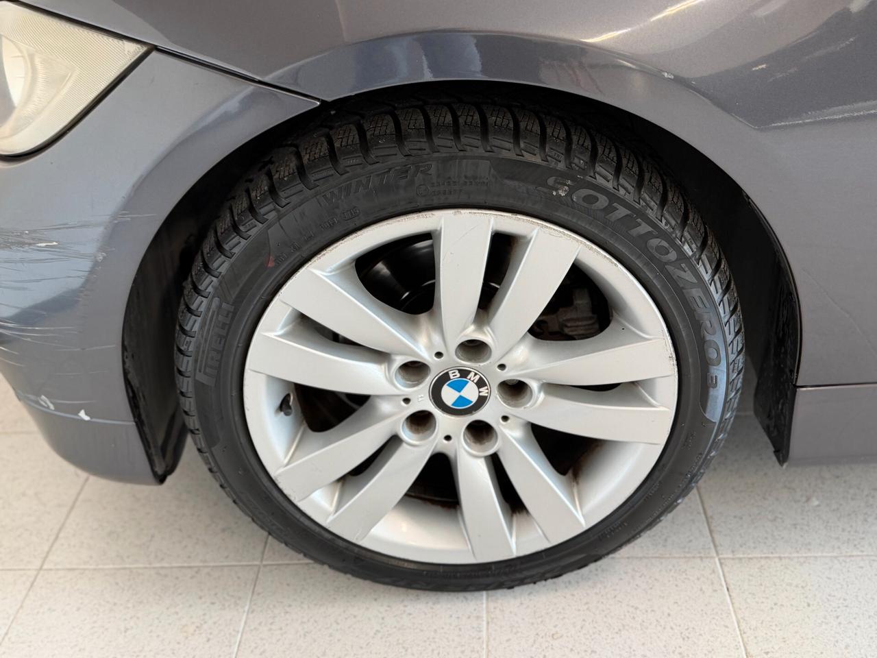 Bmw 318d 122CV Touring Attiva