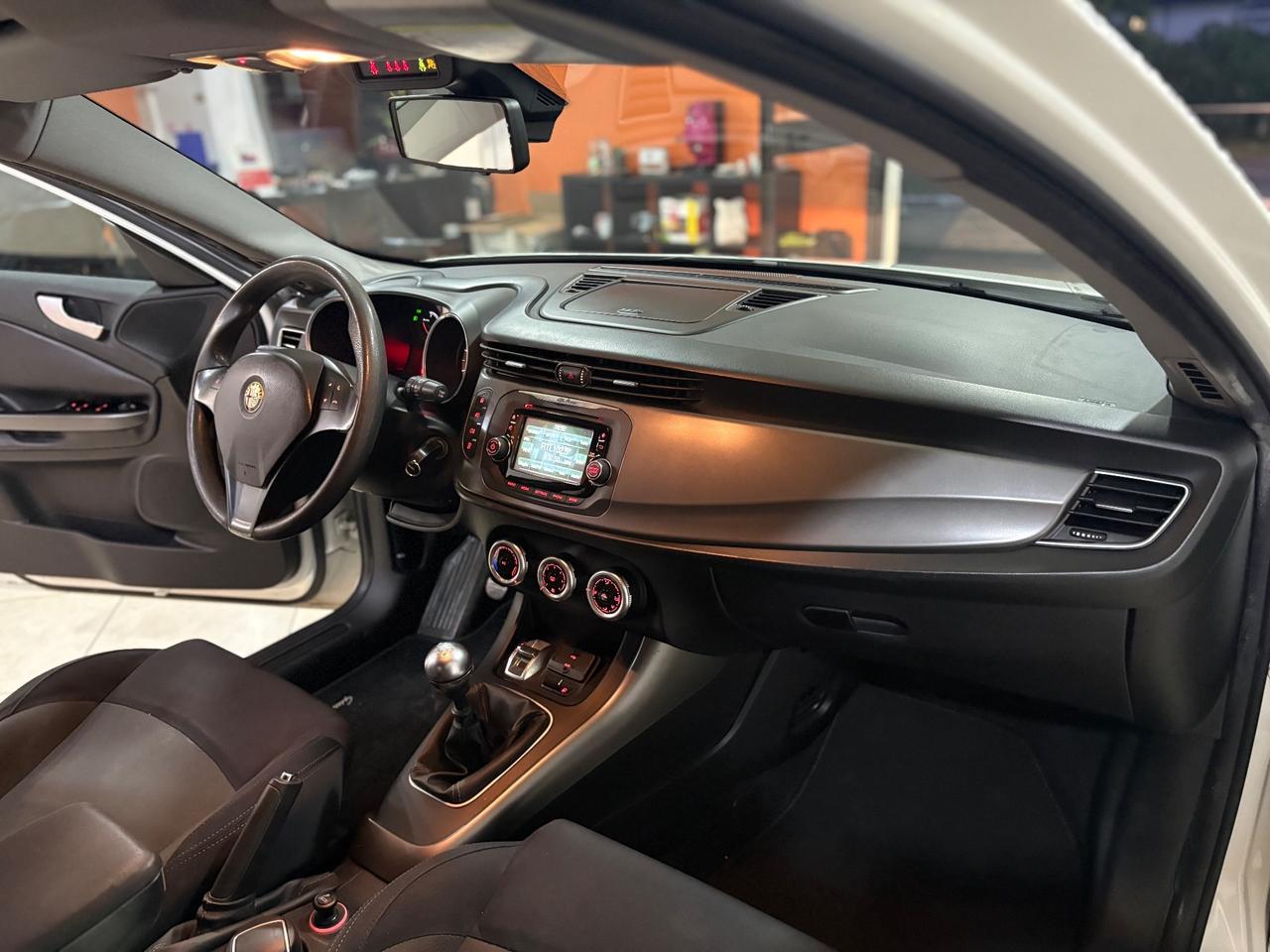 Alfa Romeo Giulietta 1.4 Turbo 120 CV GPL Distinctive permute finanziamenti