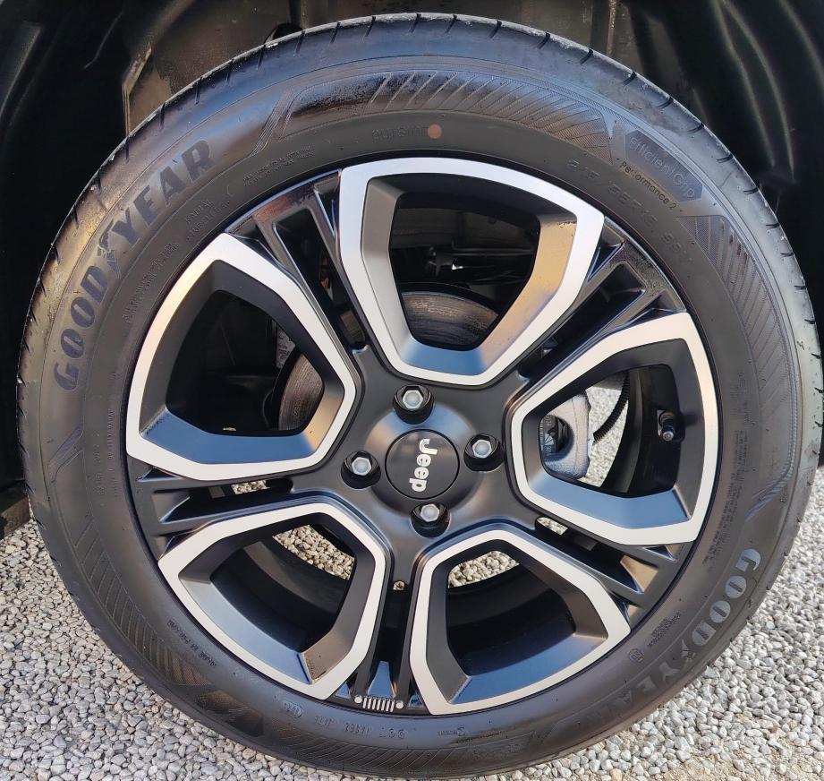 Jeep Avenger full-electric Summit fwd 156cv auto