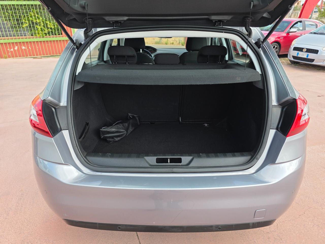 Peugeot 308 BlueHDi 120 S&S Active