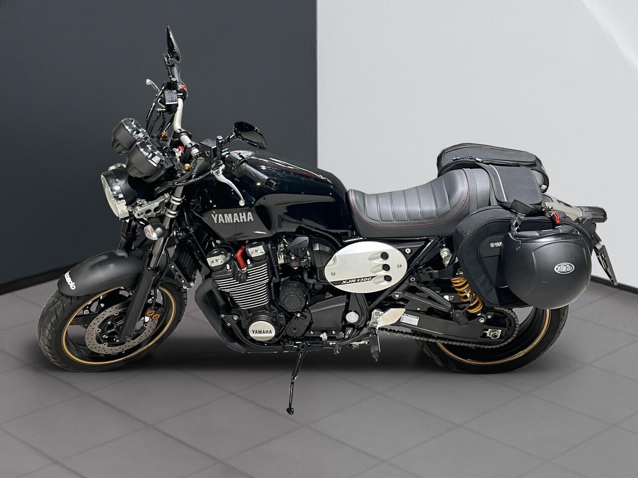 Yamaha XJR 1300