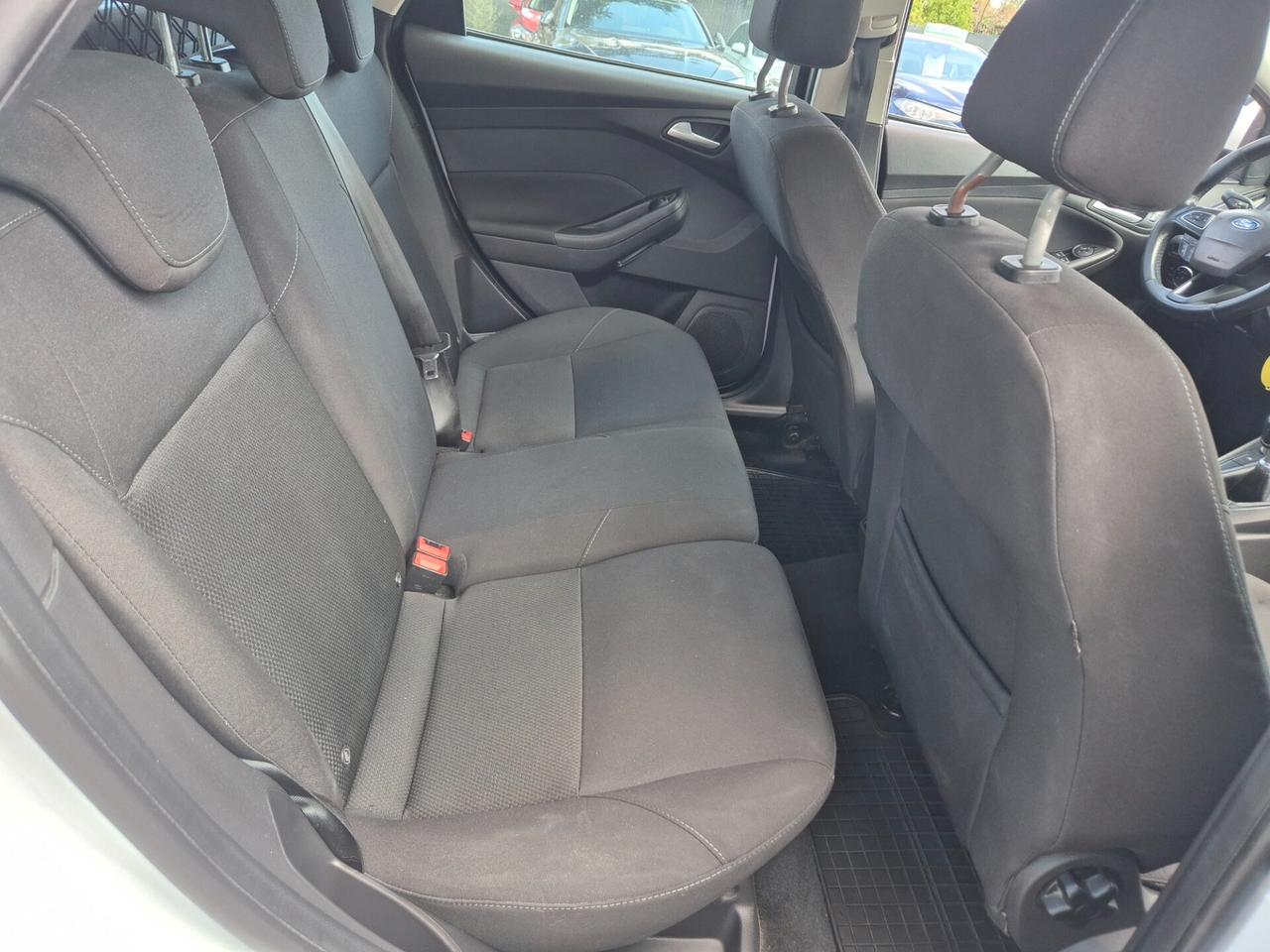 Ford Focus 1.5 TDCi 120 CV Start&Stop Powershift Titanium