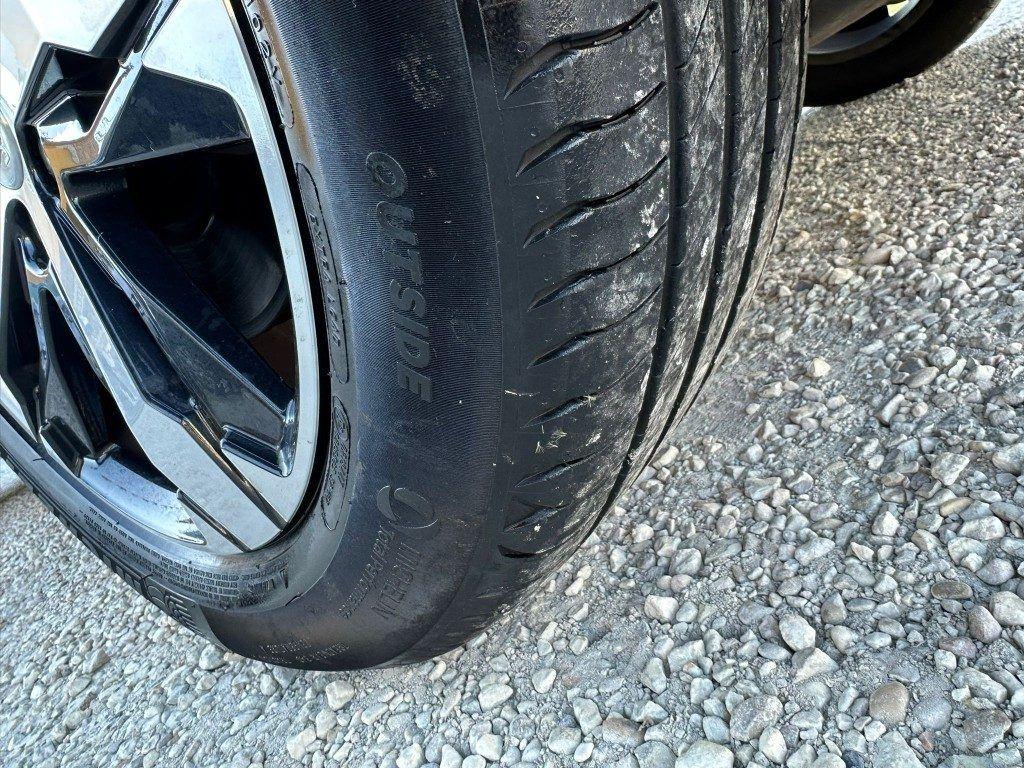 PEUGEOT 3008 BlueHDi 130 S&S EAT8 GT