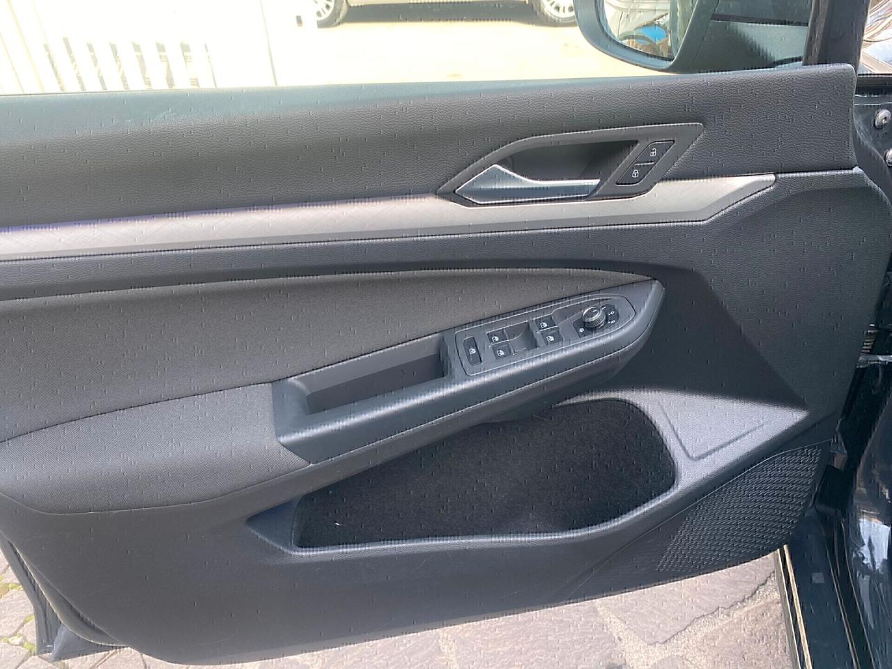 Volkswagen Golf 1.5 TSI EVO ACT 1st evo Life MANUALE