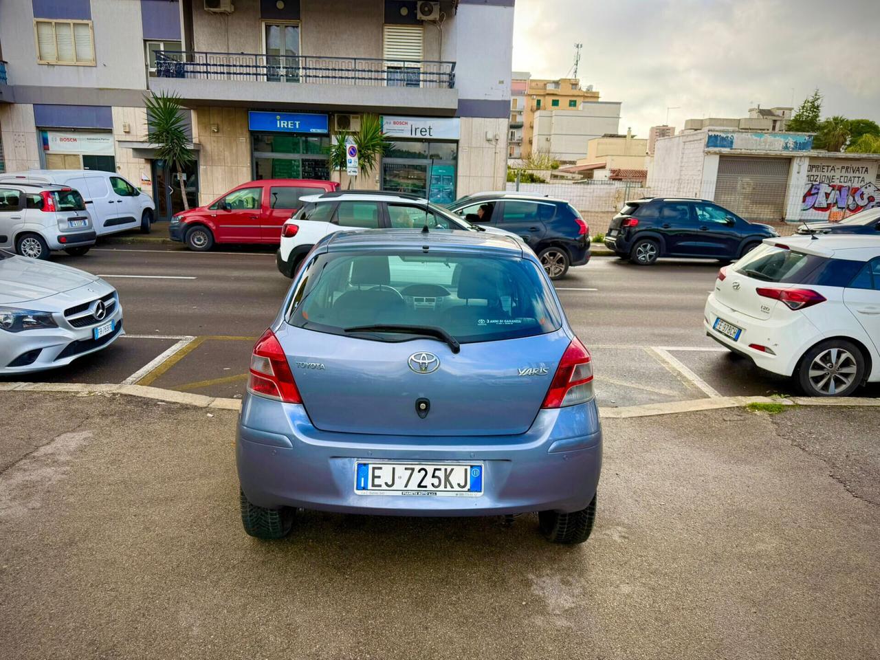 Toyota Yaris 1.0 5 porte