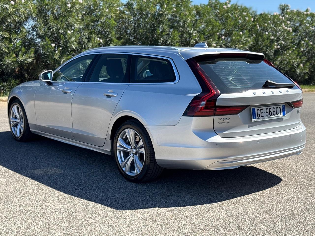 Volvo V90 B4 (d) Geartronic Momentum Business Pro