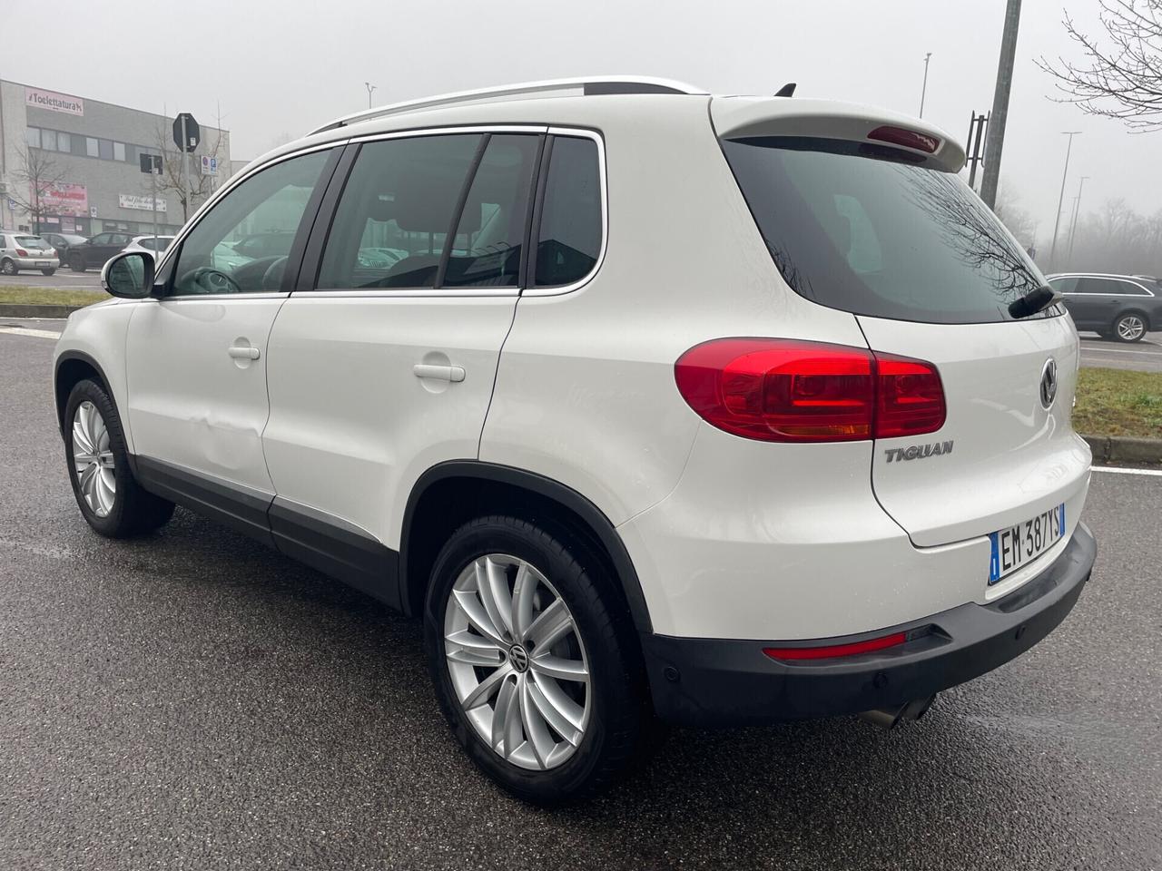 Volkswagen Tiguan 2.0 TDI 140CV 4MOTION*Automatik*Pelle*Tetto*