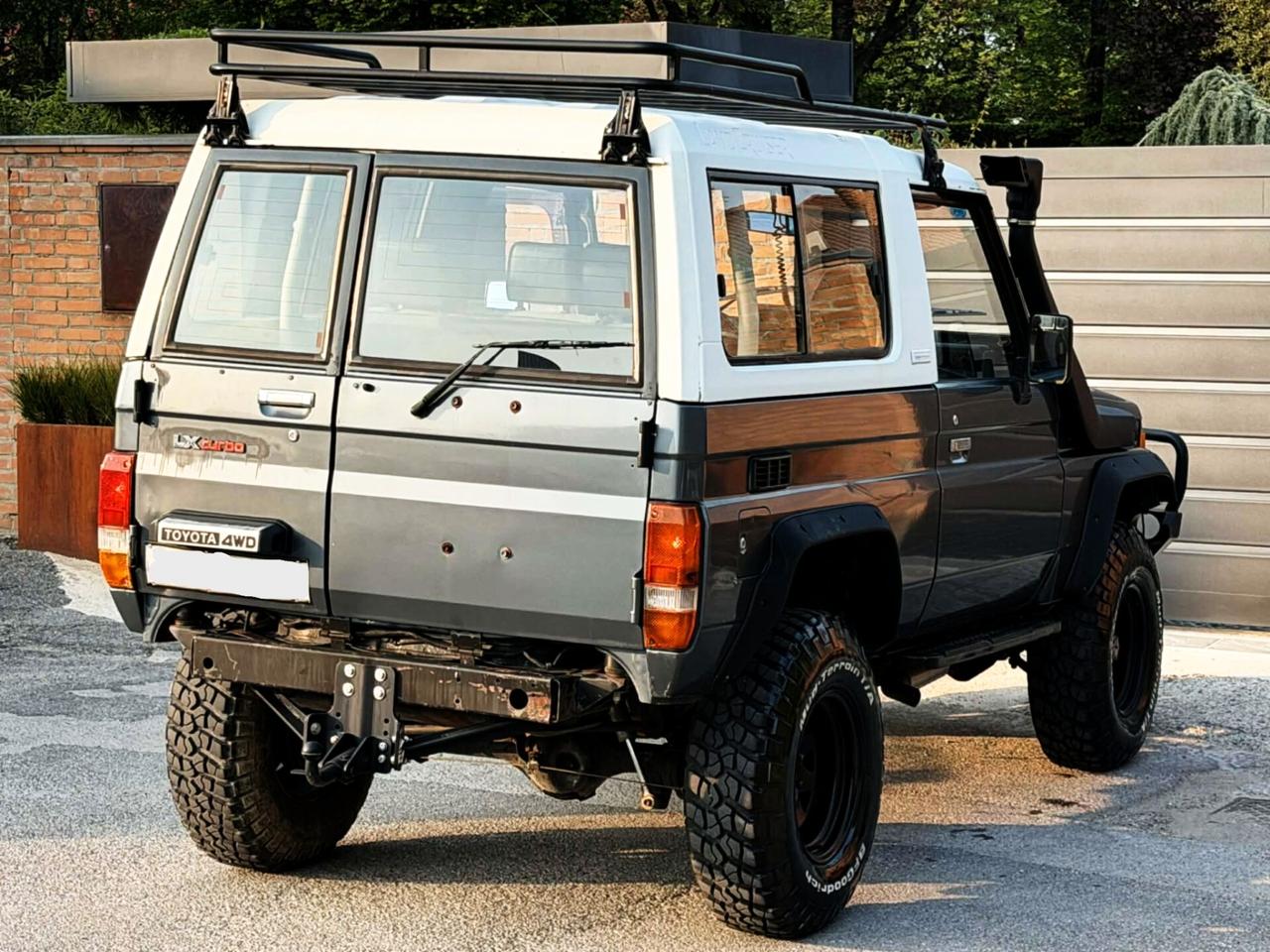 Toyota Land Cruiser 2.4 TD 86CV LX TURBO-8000KM-STORICA!!