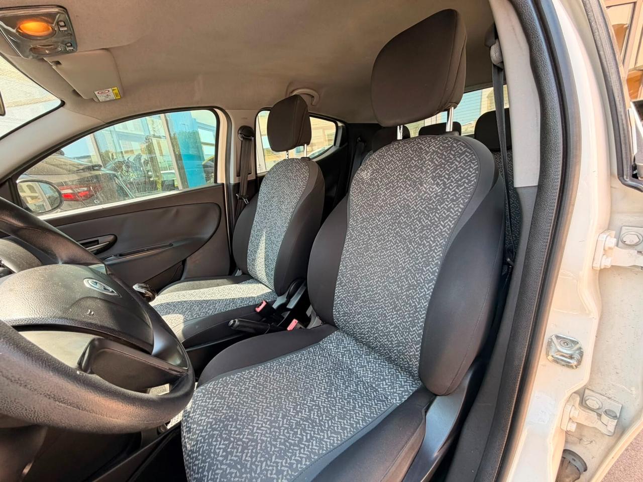 Lancia Ypsilon 1.3 MJT 16V 95 CV 5 porte S&S Platinum