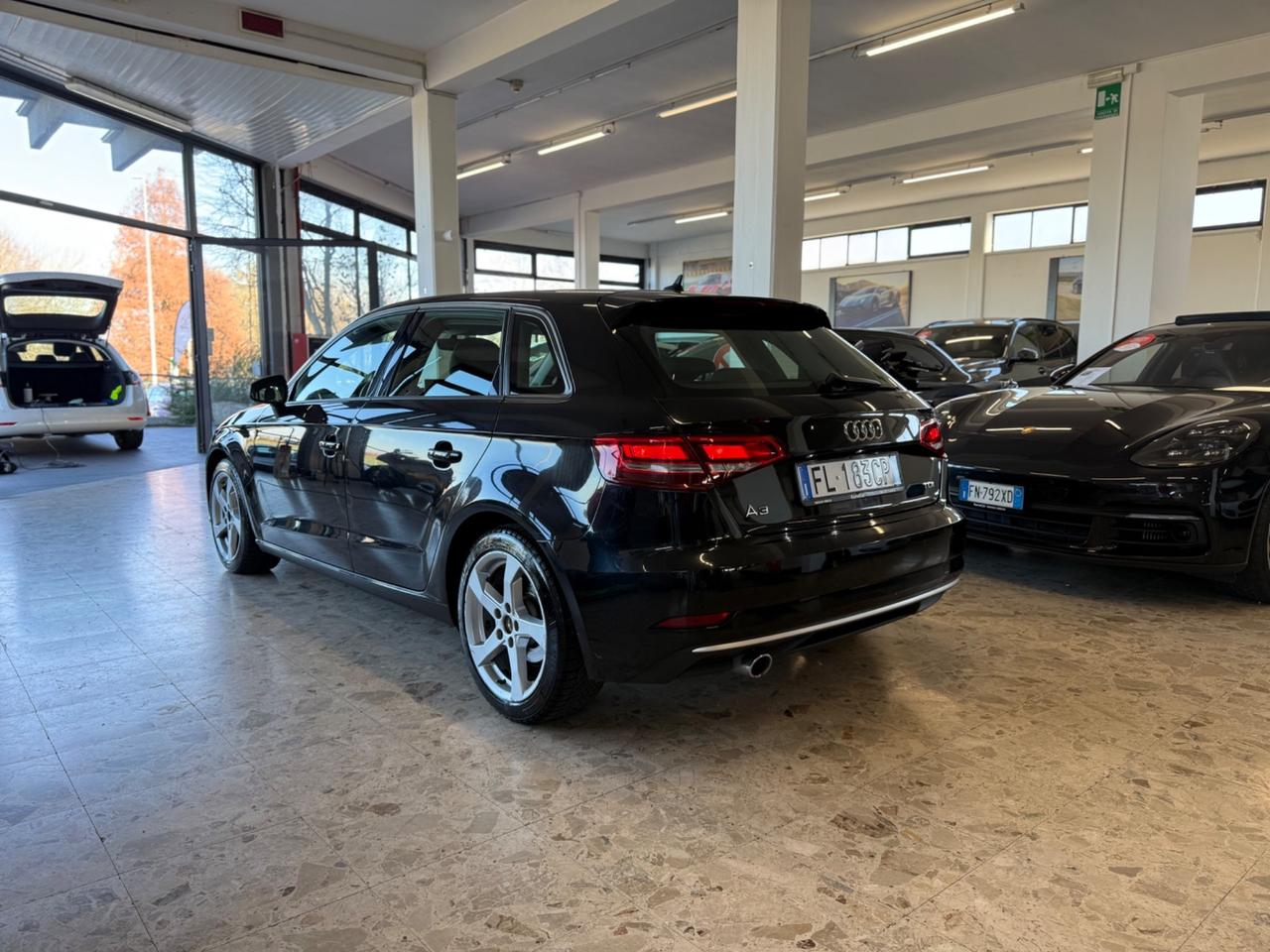 Audi A3 1.6 TDI 116 CV S tronic Sport 09/2017 Euro 6B Neopatentati