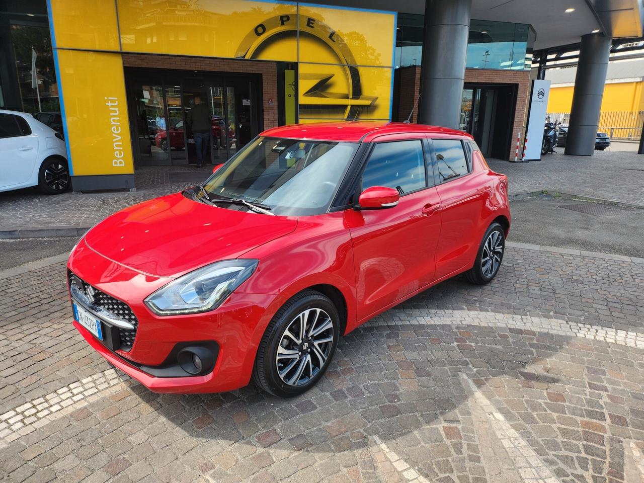 Suzuki Swift 1.2 Hybrid Top