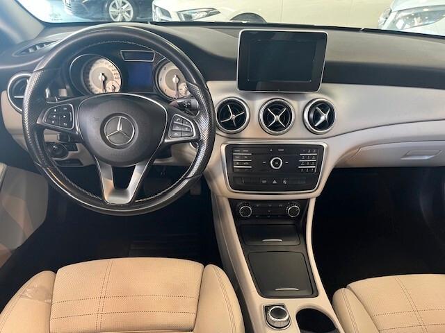 Mercedes-benz CLA 200 CLA 200 d S.W. 4Matic Automatic Premium Dark Night