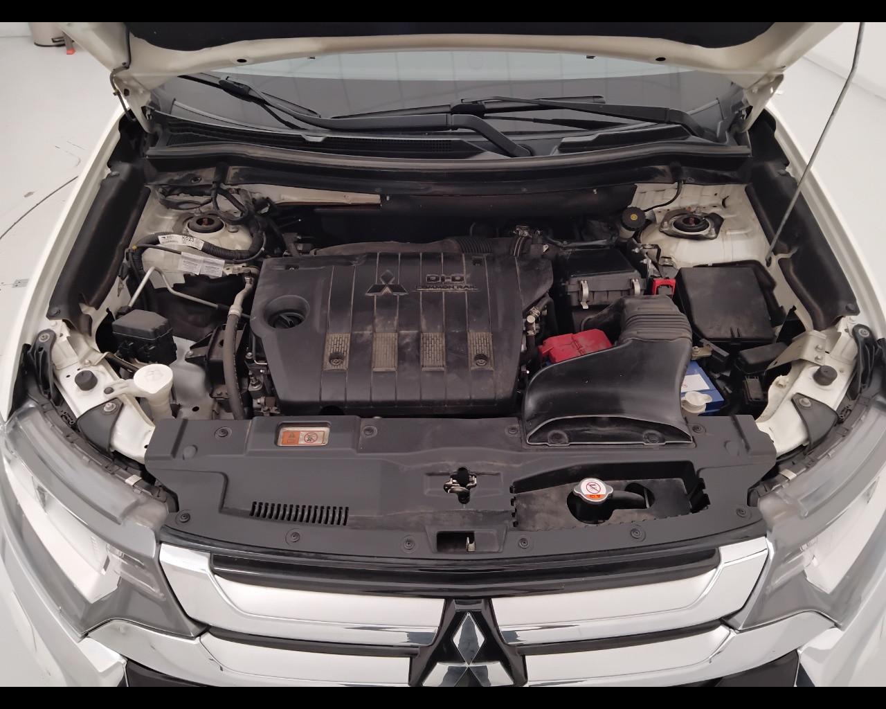 MITSUBISHI Outlander III 2016 - Outlander 2.2 Instyle Plus Sda Diam.Pac