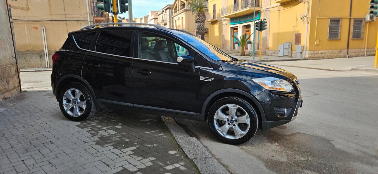 Ford Kuga 2.0 TDCi 136 CV 4WD Titanium DPF