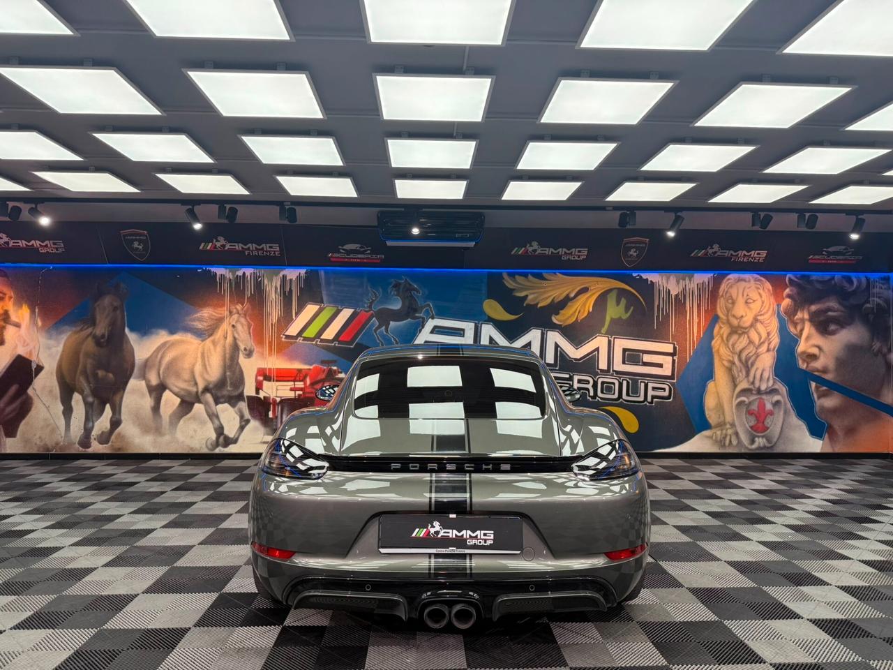 Porsche 718 Cayman 2.0 Style Edition (718)