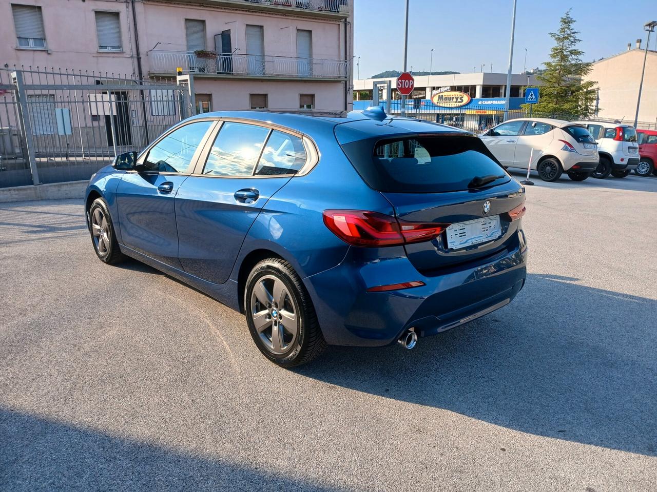 BMW 116 116i ADVANTAGE BENZ AUTO 2023