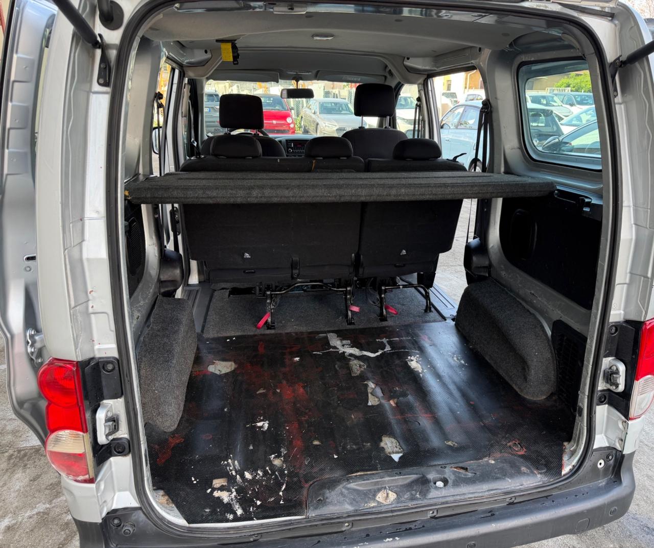 Nissan Nv 200 autocarro n1 5 posti