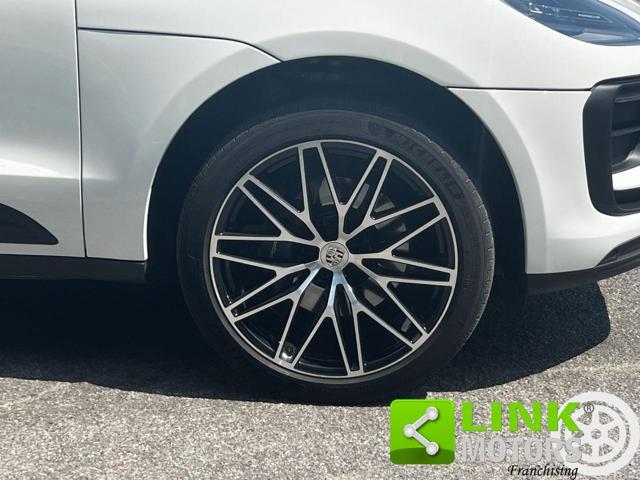 PORSCHE Macan 2.0 T