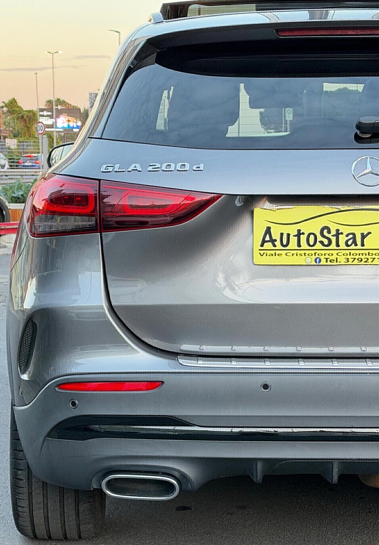 MERCEDES GLA 200D 150CV PREMIUM AMG NIGHT EDITION