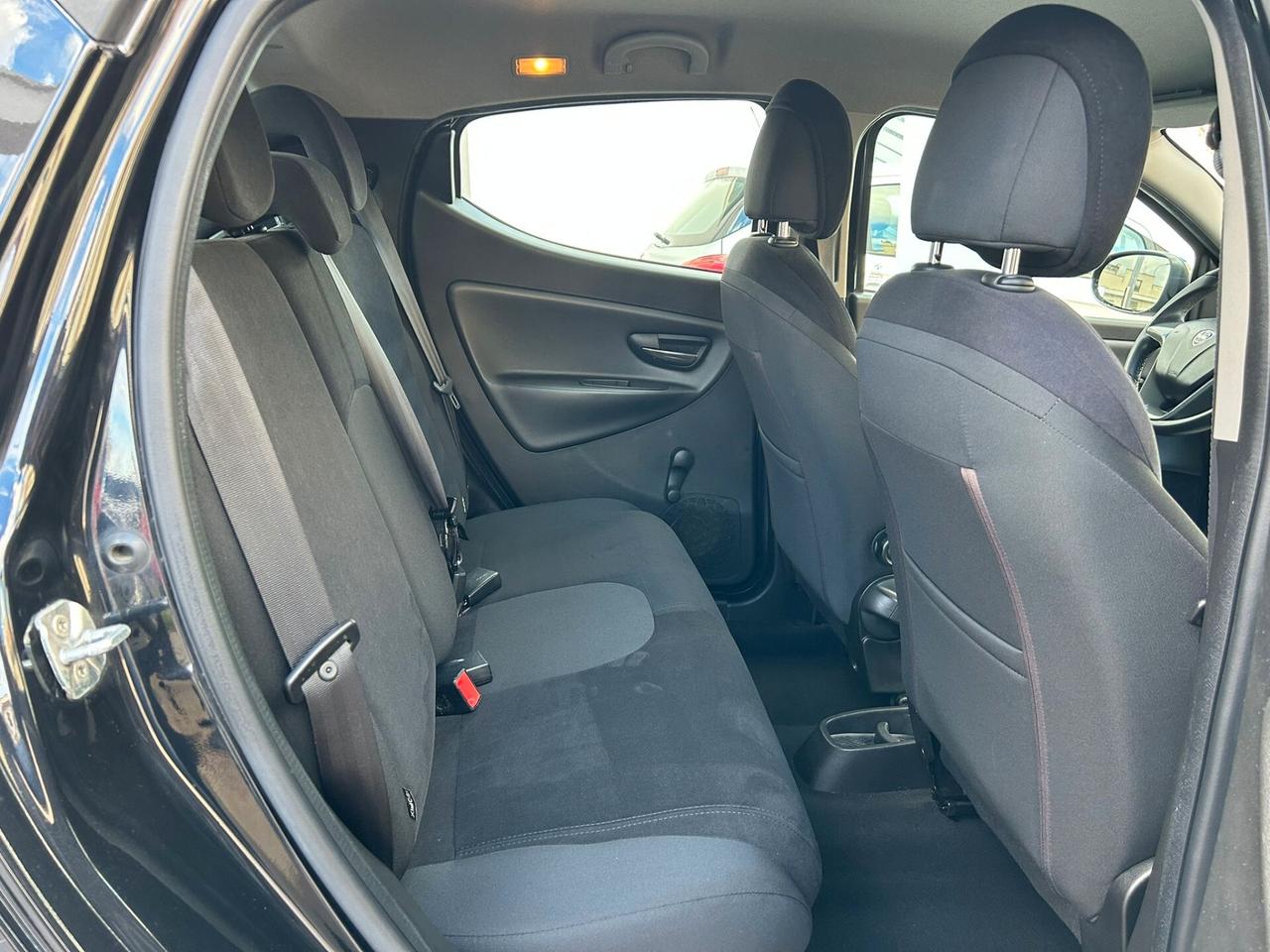 Lancia Ypsilon 1.2 51Kw ECOCHIC GPL GOLD-12/2013