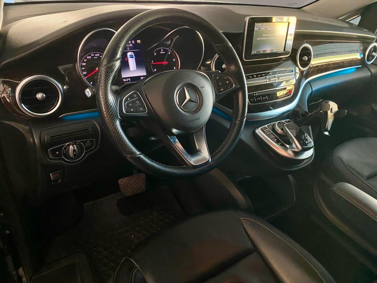 Mercedes-benz V 220 d Premium Long-2020