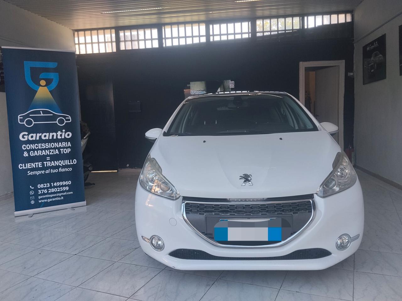 Peugeot 208 1.4 diesel 2013 CON GARANZIA
