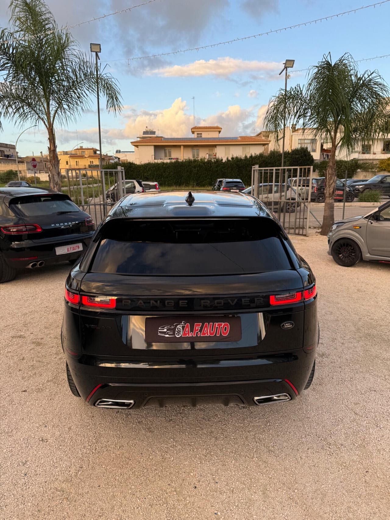 Land Rover Range Velar 2.0D I4 240 CV R-Dynamic