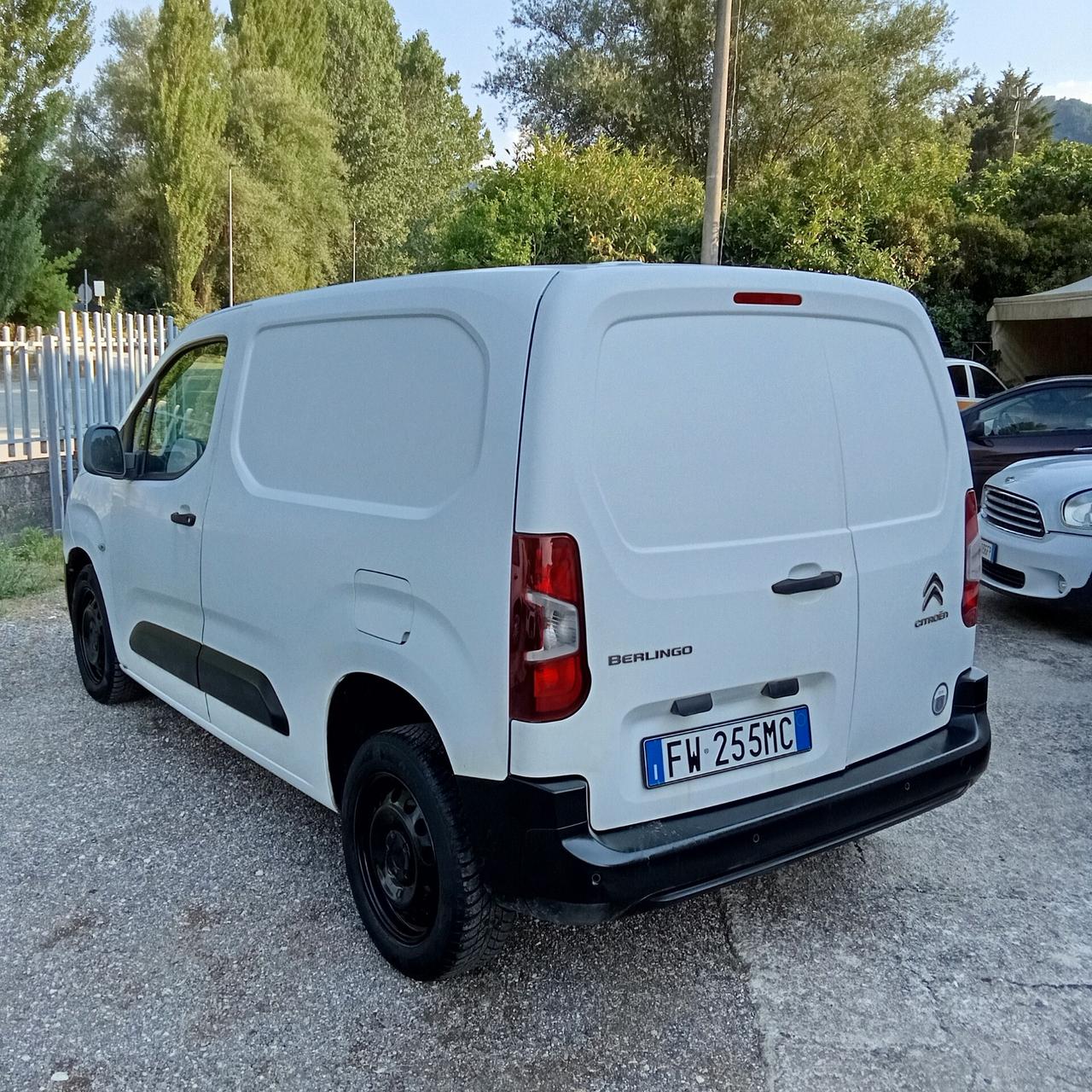 Citroen Berlingo BlueHDi 75 Van 3 posti 019