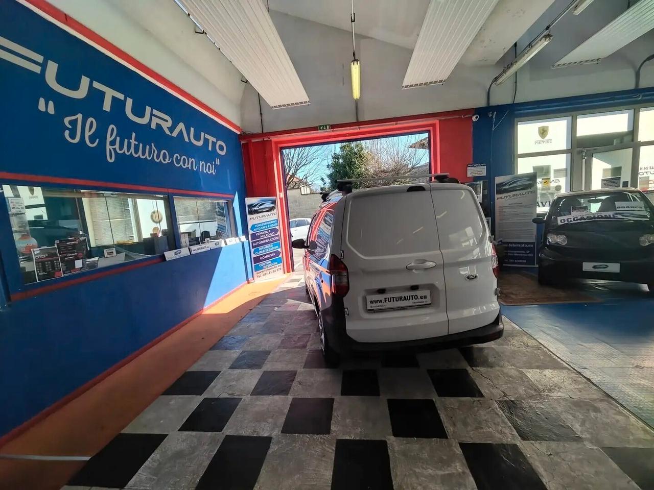 Ford Transit Courier 1.5 TDCi 95CV Van Entry