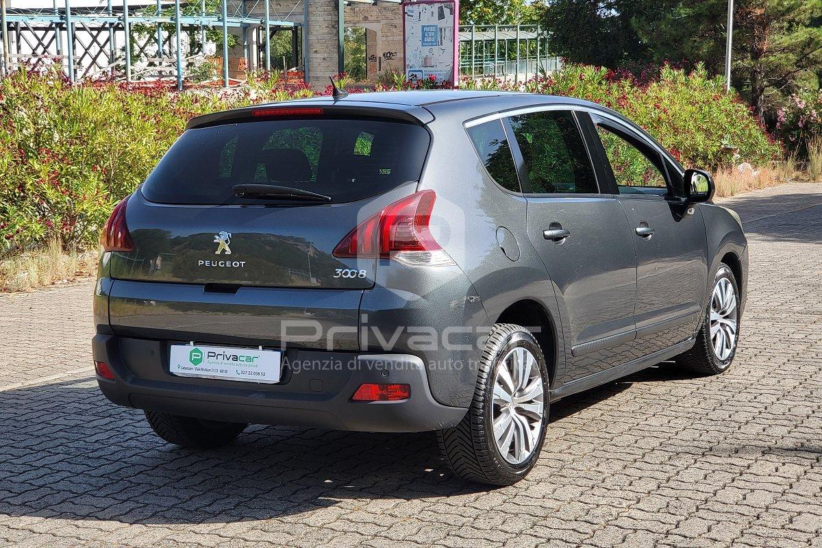 PEUGEOT 3008 1.6 HDi 115CV Business