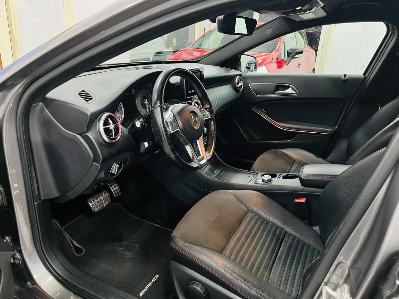 Mercedes-benz classe A 180d AMG 109cv anno 2015 Au