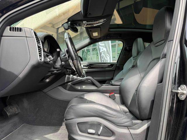 PORSCHE Cayenne cayenne e-Hybrid Coupe?
