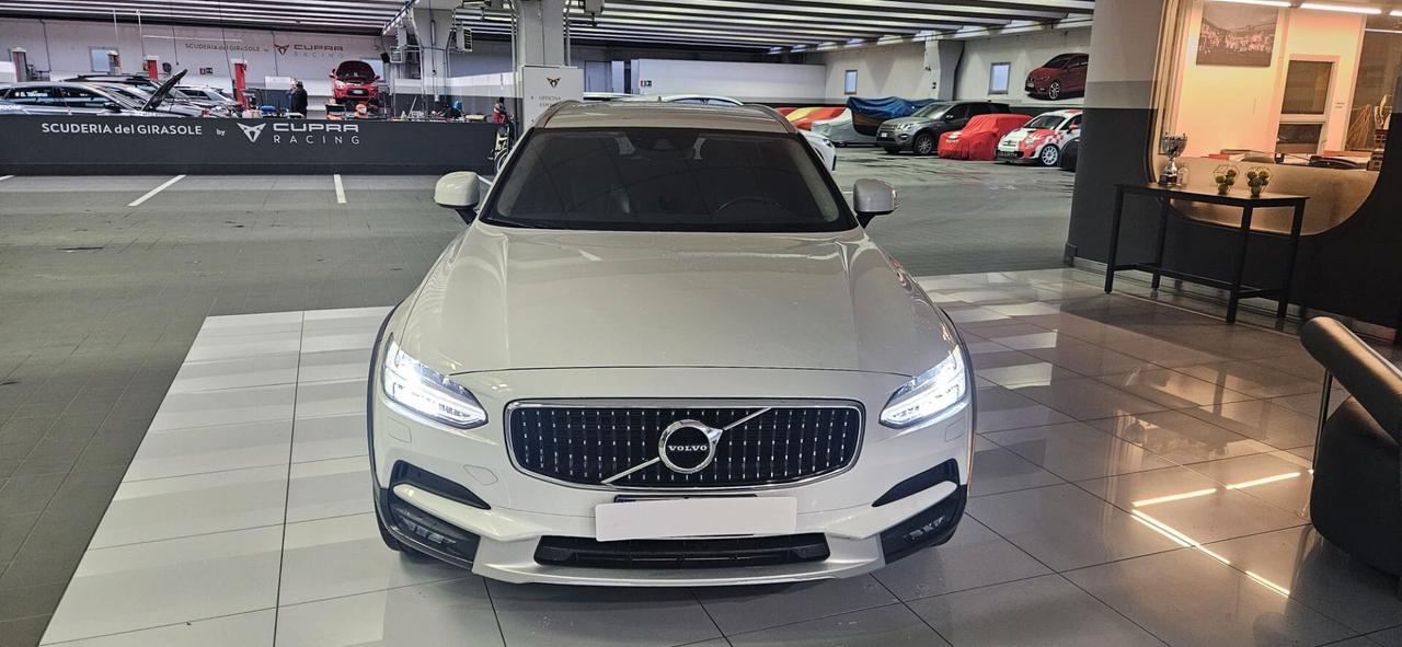 Volvo V90 Cross Country V90 Cross Country D5 AWD Geartronic Pro