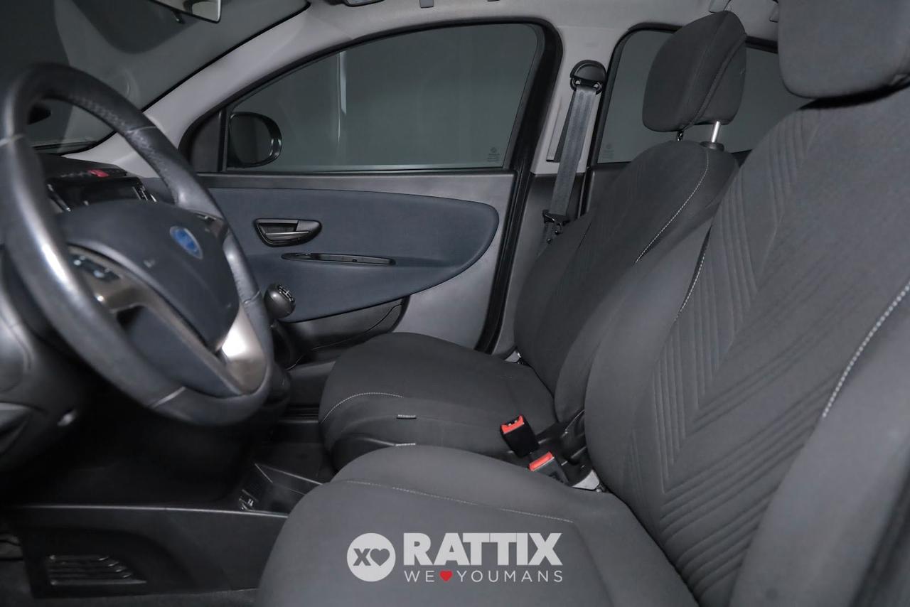 Lancia Ypsilon 1.0 Firefly Hybrid 70CV Gold