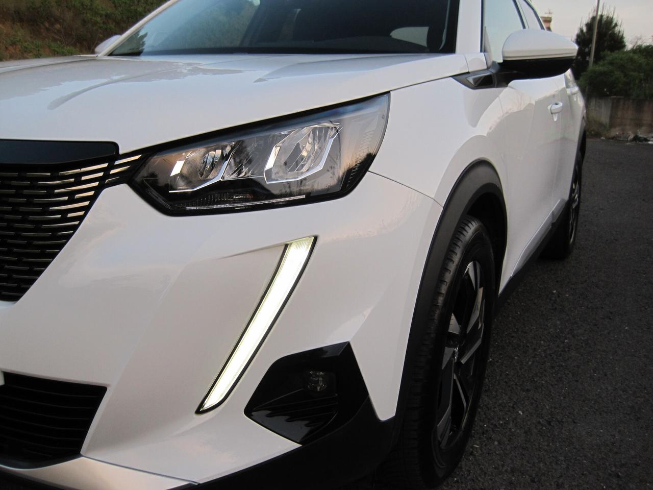 Peugeot 2008 PureTech 130 S&S Allure Pack