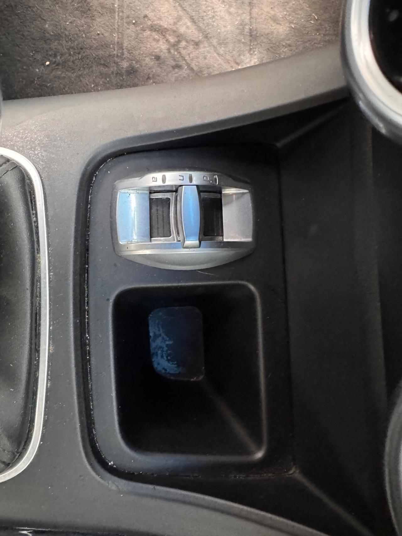 Alfa Romeo Giulietta 1.6 JTDm-2 neopaten garanzia 12 m