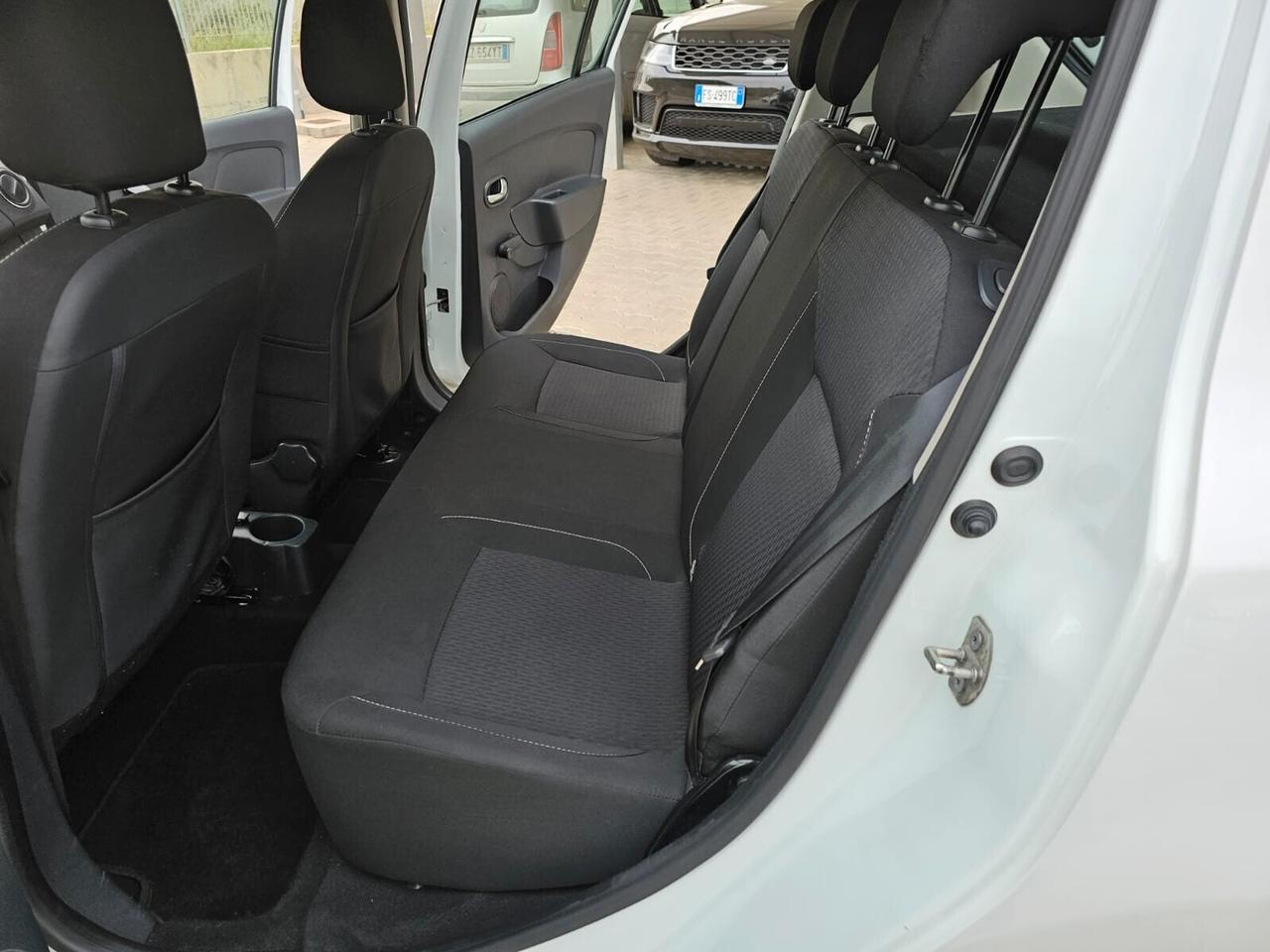 DACIA SANDERO 1.5 75CV 12/2019 PER NEOPATENTATI