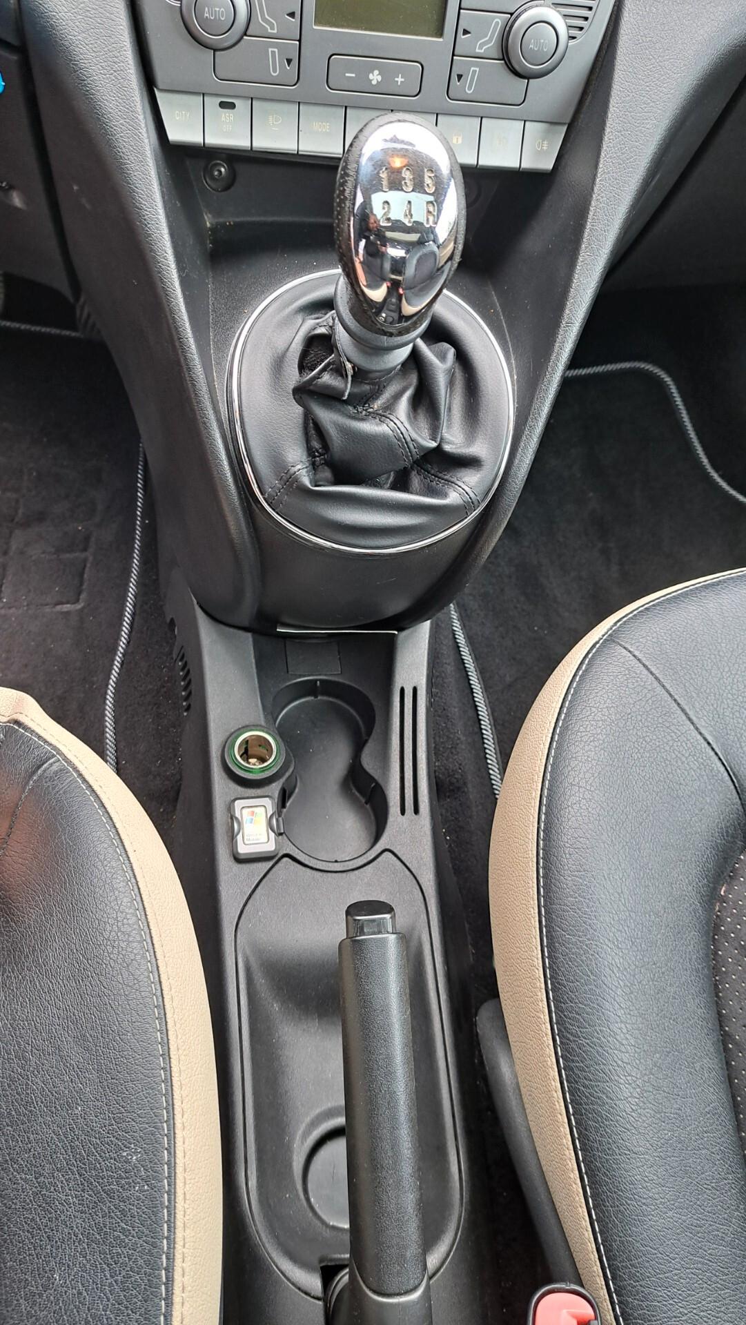 Lancia Ypsilon 1.4 Argento Ecochic GPL