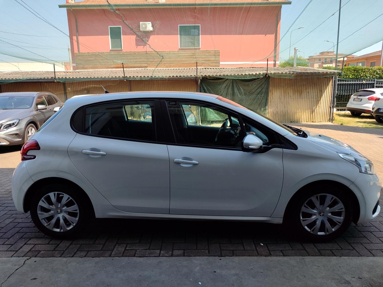 Peugeot 208 BlueHDi 75 5 porte Active