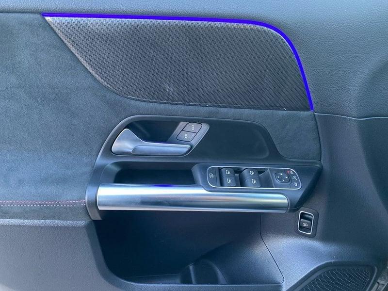 Mercedes-Benz GLA 180 d Premium auto