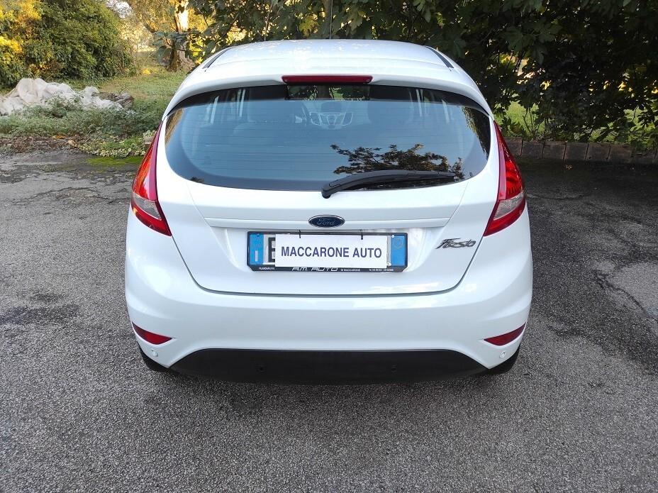 Ford Fiesta 1.4 5 porte Bz.- GPL Titanium