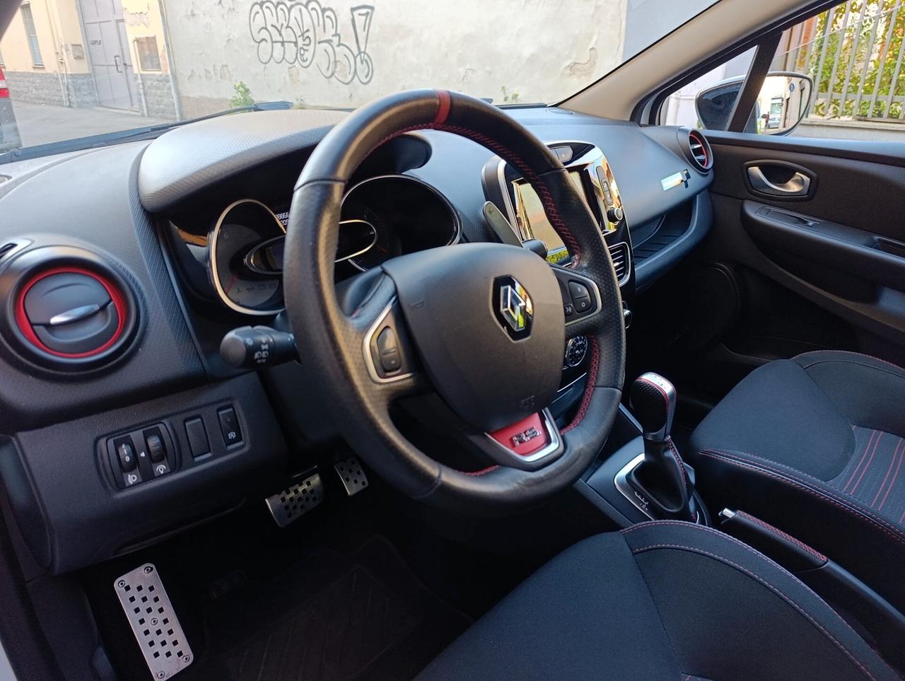 Renault Clio TCe 220CV EDC 5 porte Energy R.S. Trophy