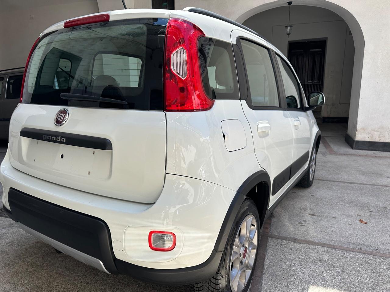 Fiat Panda 1.3 MJT 16V DPF 4x4 Climbing