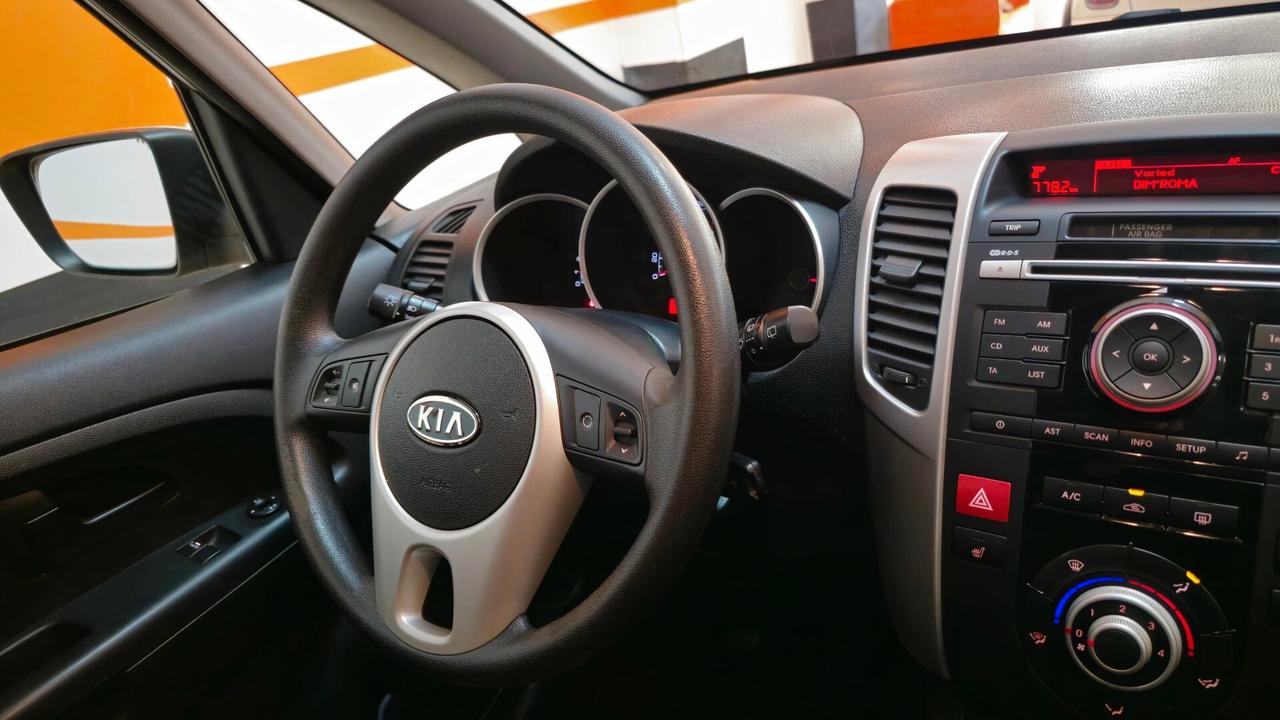 KIA VENGA 1.4 BENZINA EURO 5 NEOPATENTATI