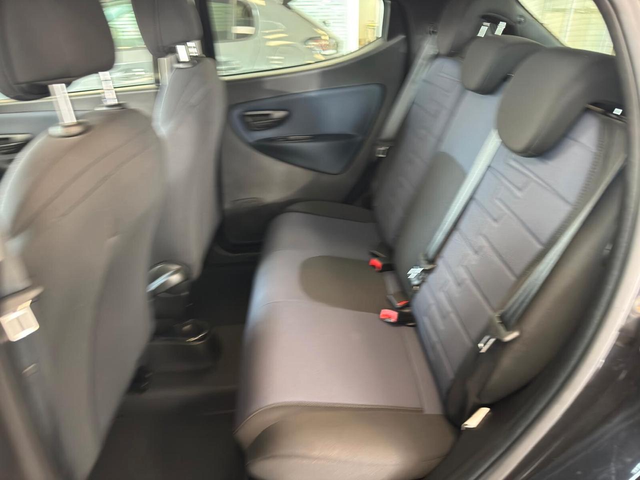 Lancia Ypsilon 1.0 69CV Hybrid Gold Plus 2023
