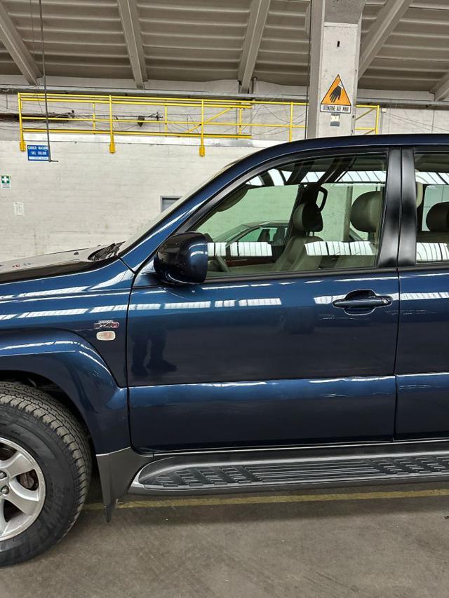 TOYOTA Land Cruiser 3.0 D-4D 16V cat 5 porte Sol 7 posti