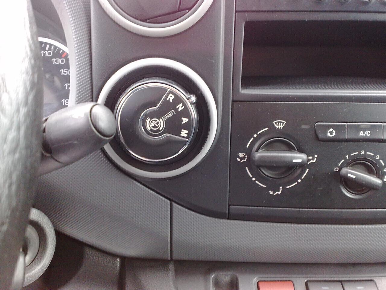 Peugeot partner 1.6hdi 90cv AUTOMATICO - 2012