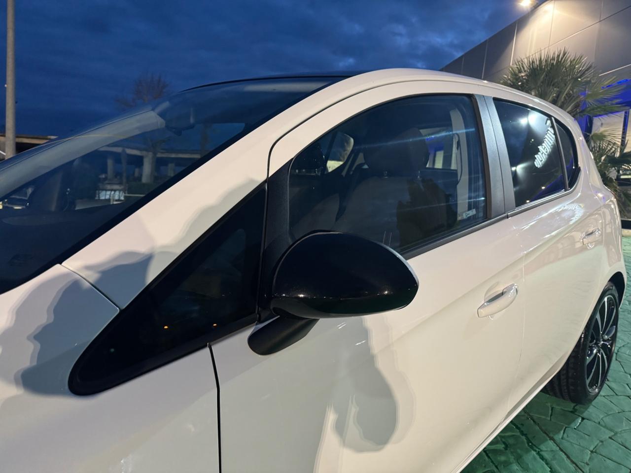 Opel Corsa 1.4 90CV GPL Tech 5 porte Innovation