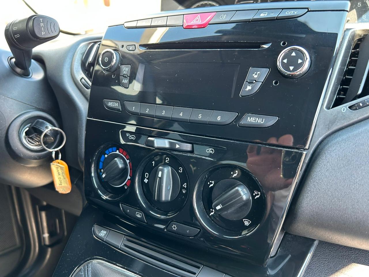 Lancia Ypsilon 1.2 51Kw ELEFANTINO Km104.000-2015