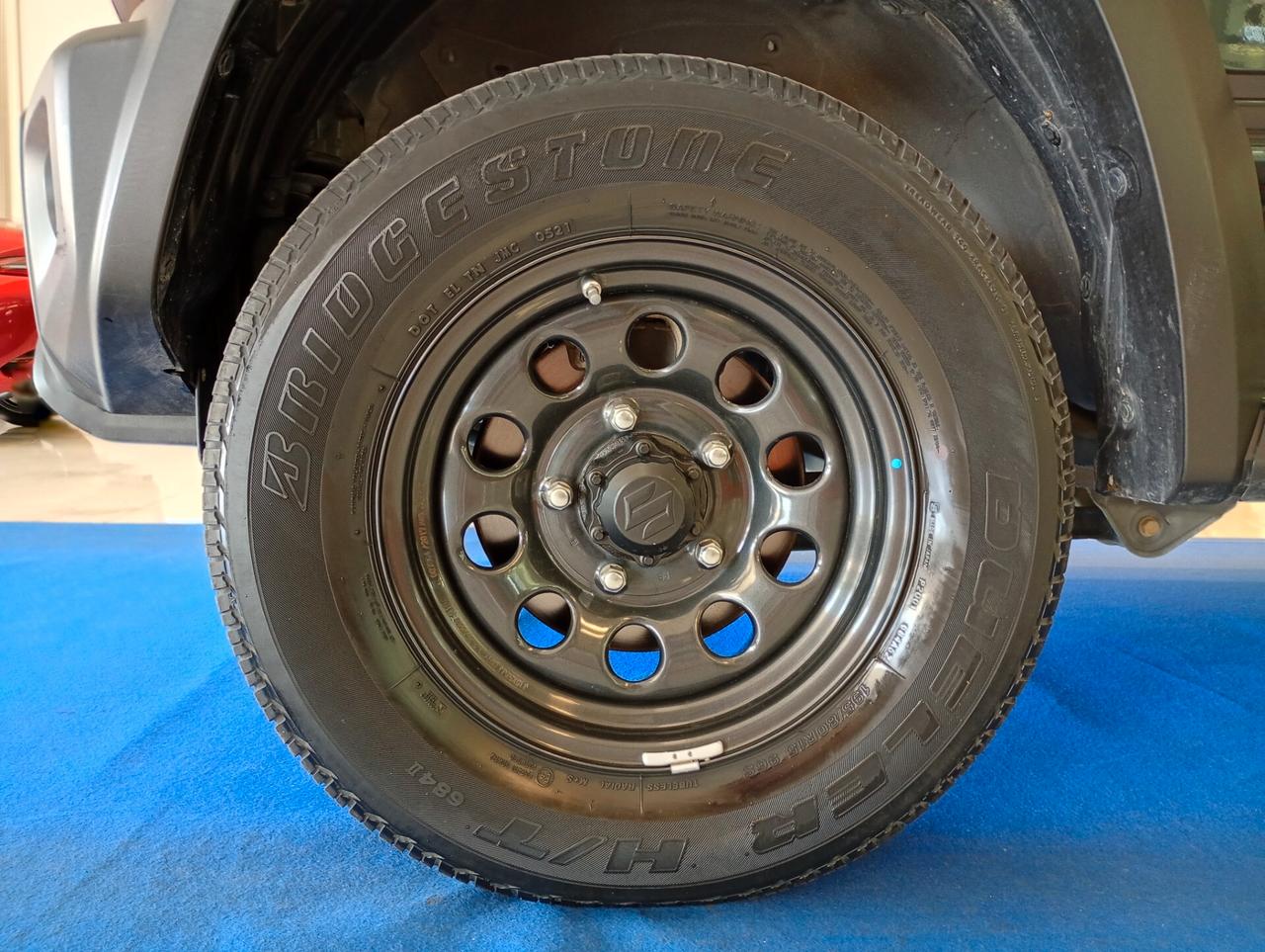 Suzuki Jimny 1.5 5MT PRO (N1)